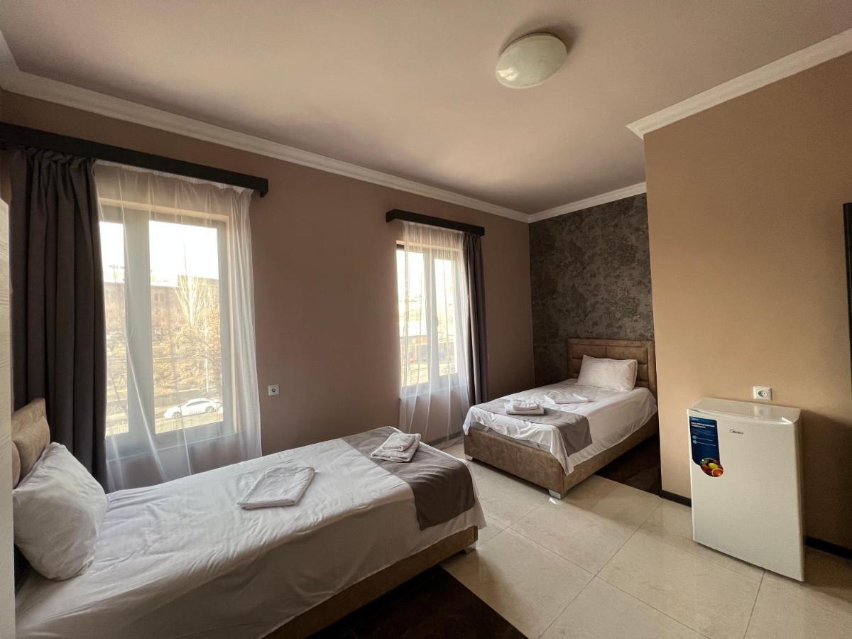 Rp Hotel Yerevan Exterior foto